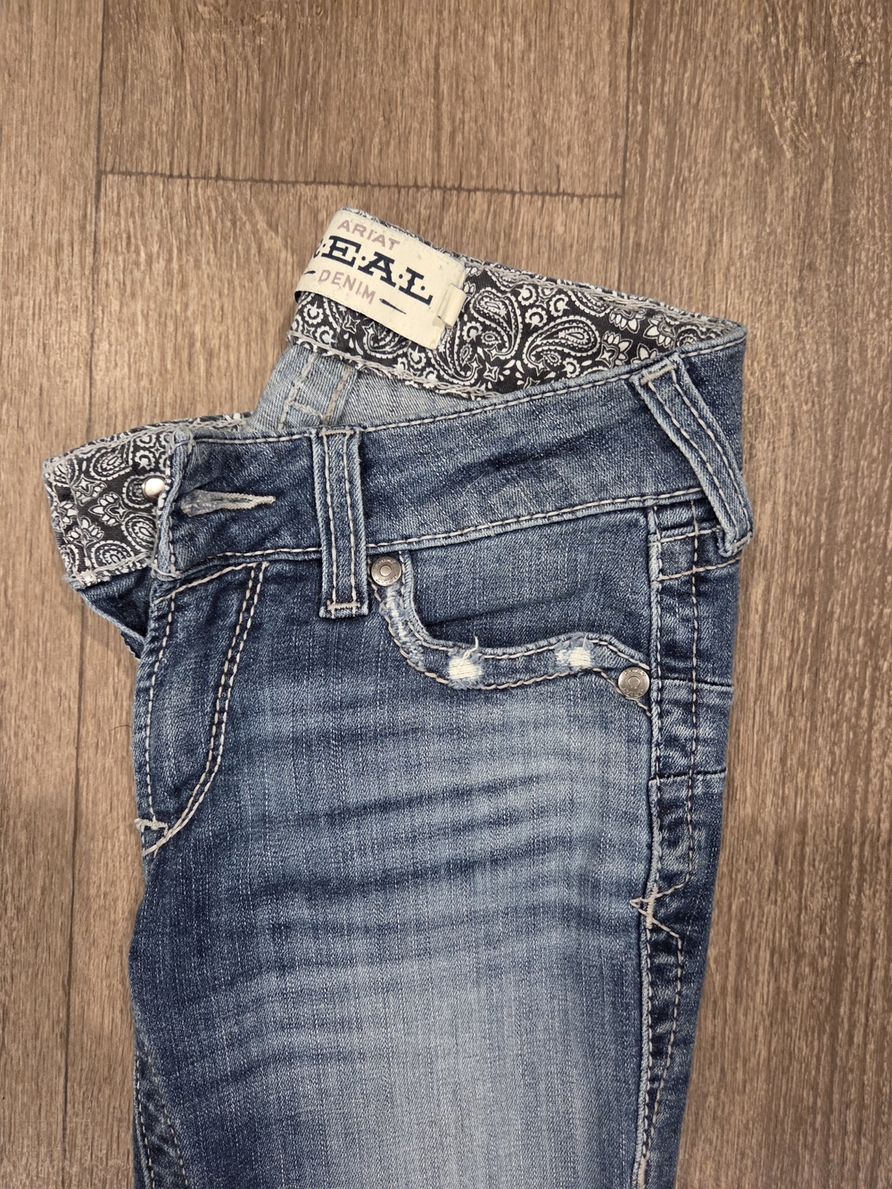 Ariat R.E.A.L Mid Rise Bootcut Jeans - Picture 7 of 10